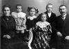 Ole and Ane Bergh with children Oscar, Johanne, Astrid and Olaf